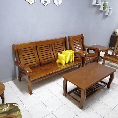 Homestay Perpaduan, Taman Bercham Raya Ulu Kinta Ipoh Perak Kampong Batu Lapan  Eksteriør billede